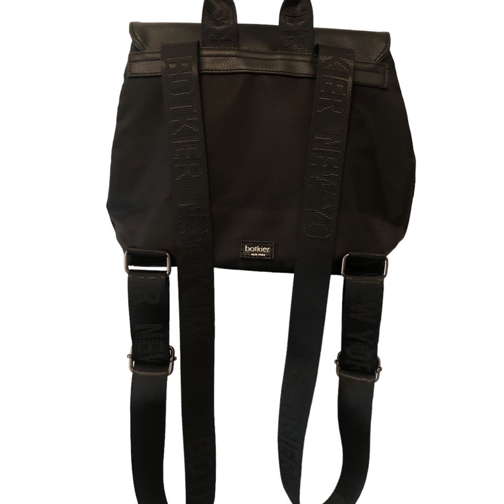 BOTKIER NEW YORK Mini Trigger Backpack Black Zip Pockets NWOT 9.5X12” Travel